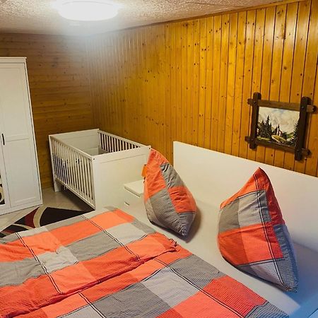 Gorgeous Holiday Home In Altenfeld  Buitenkant foto