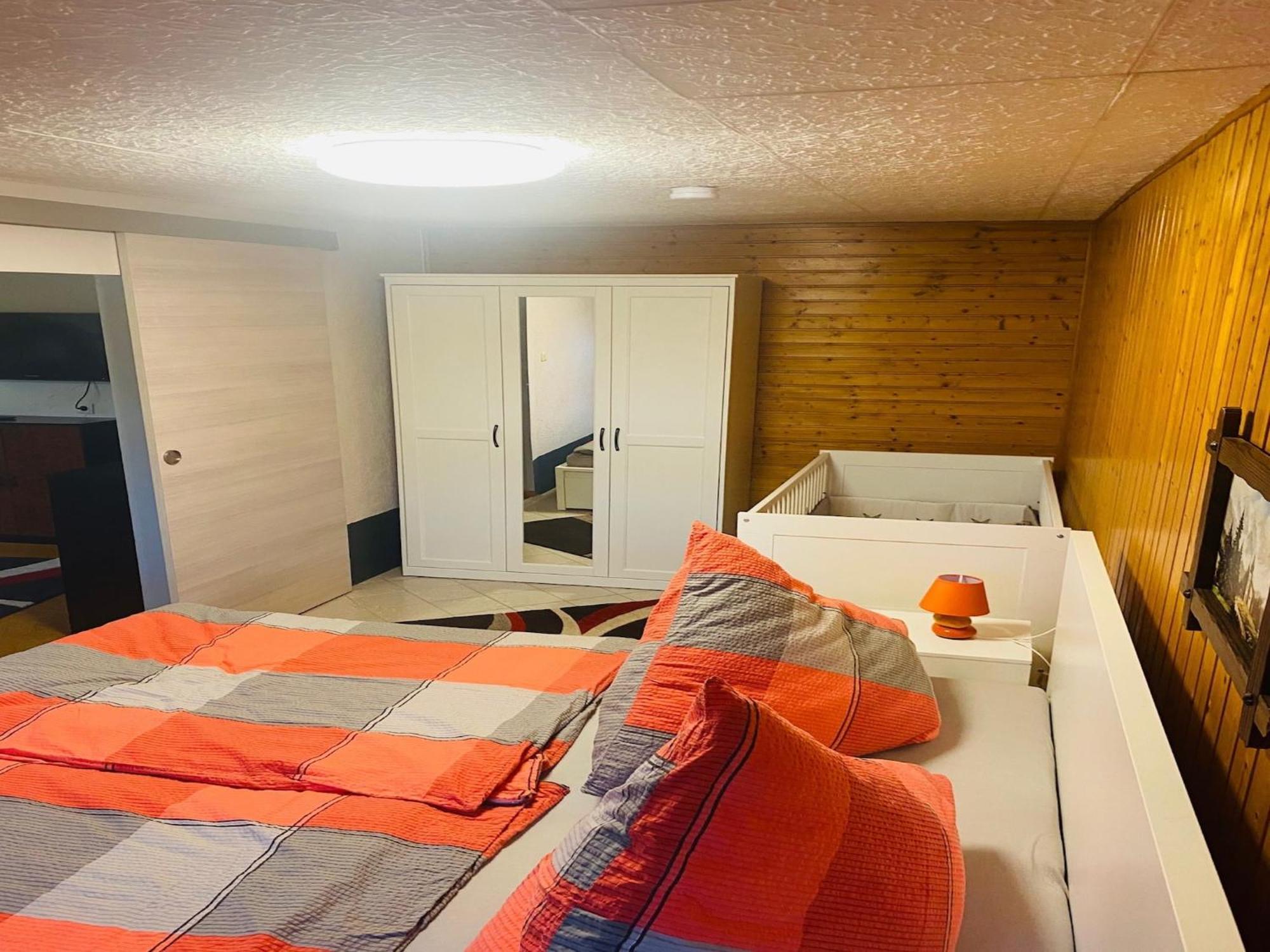 Gorgeous Holiday Home In Altenfeld  Buitenkant foto